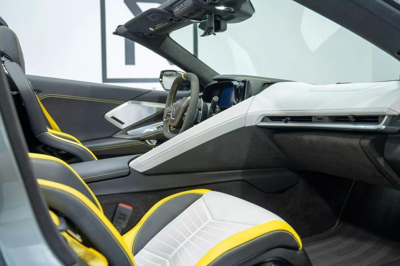 2022 Chevrolet Corvette Stingray Convertible 2D St. Louis MO