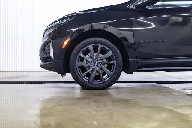 2022 Chevrolet Equinox AWD RS Leather Roof Nav BCam Red Deer AB