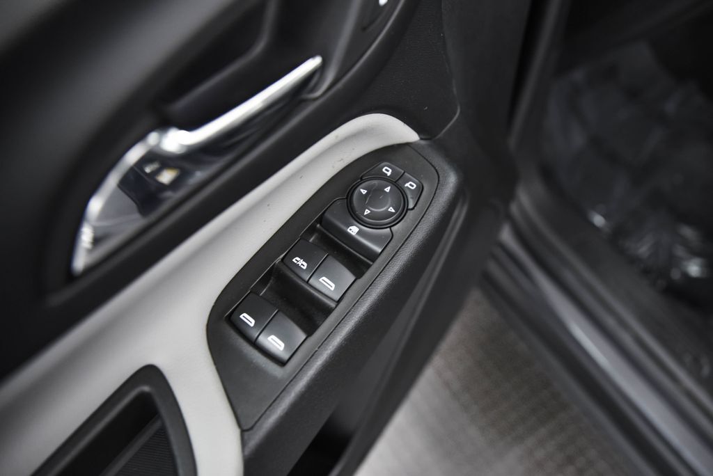 2022 Chevrolet Equinox LS Akron OH