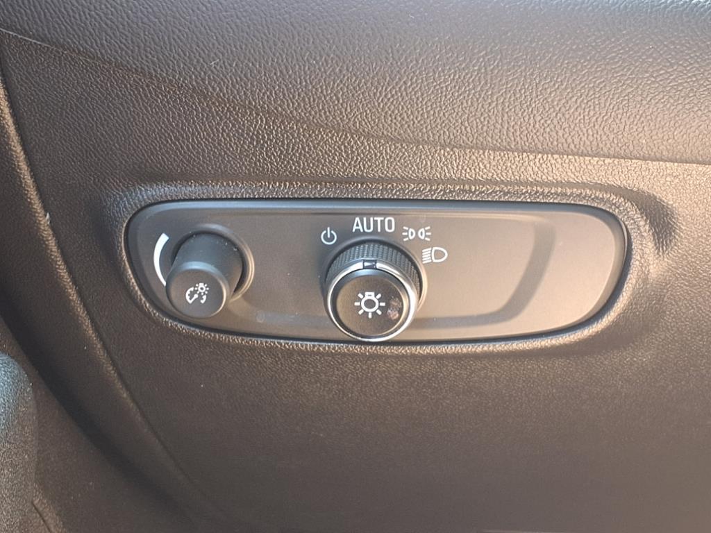 2022 Chevrolet Equinox LS Levittown PA