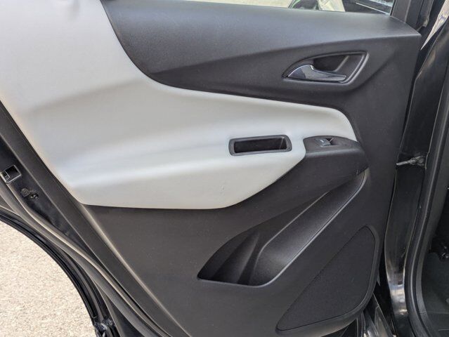 2022 Chevrolet Equinox LS Castroville TX