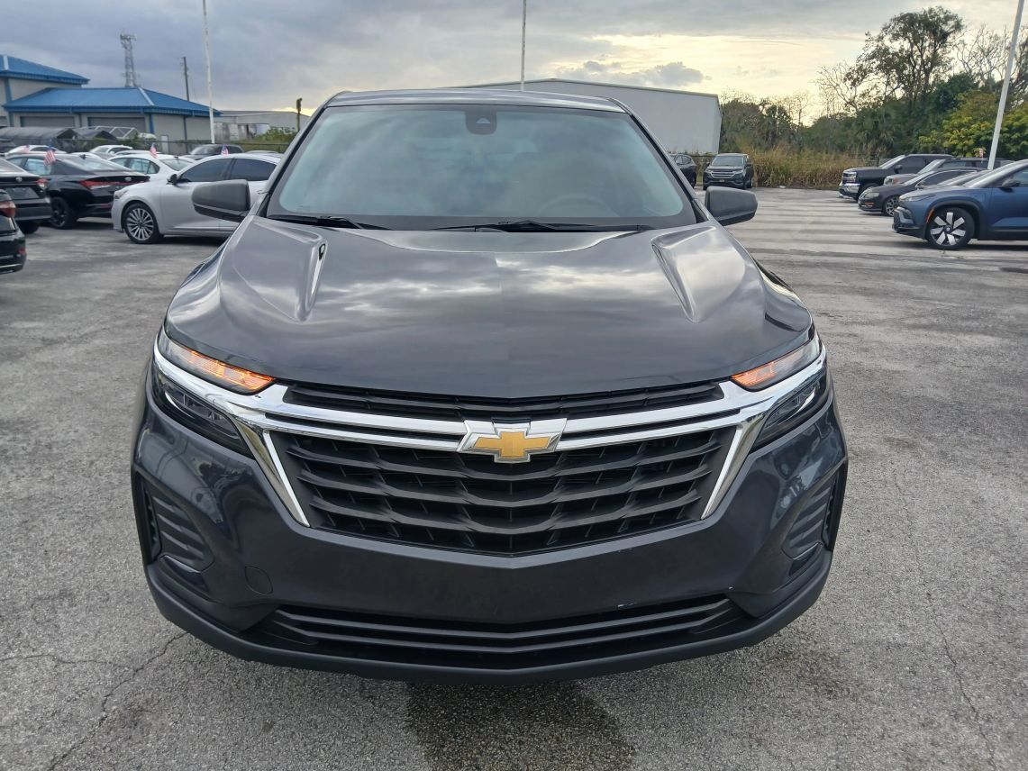 2022 Chevrolet Equinox LS Sport Utility 4D