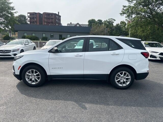 2022 Chevrolet Equinox LS Worcester MA