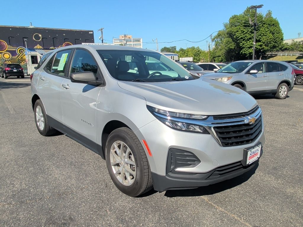 2022 Chevrolet Equinox LS Worcester MA