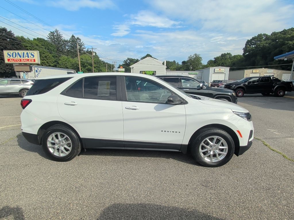 2022 Chevrolet Equinox LS Worcester MA