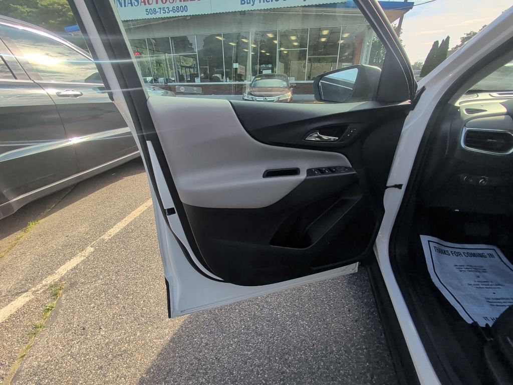 2022 Chevrolet Equinox LS Worcester MA