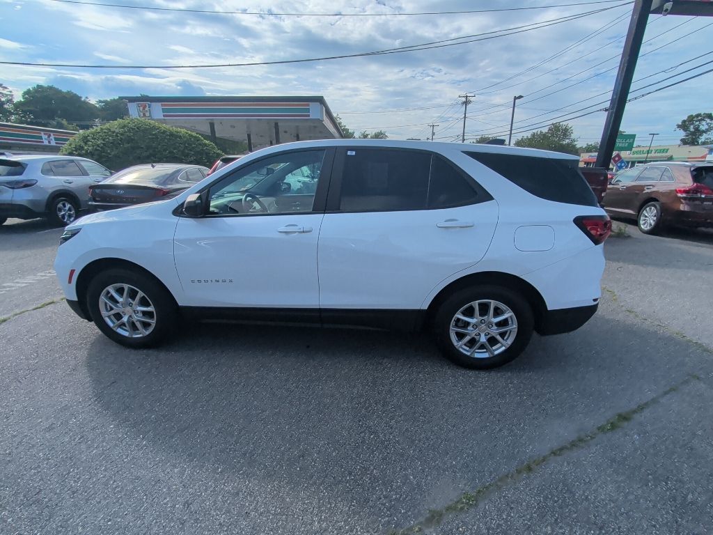 2022 Chevrolet Equinox LS