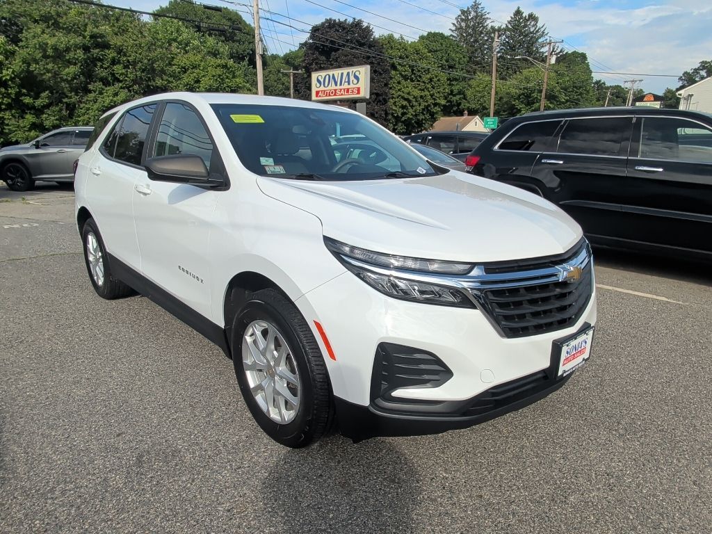2022 Chevrolet Equinox LS Worcester MA