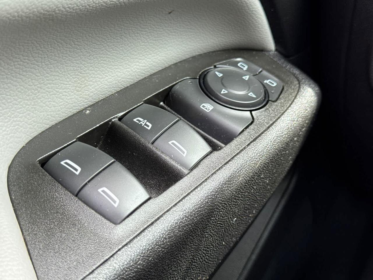 2022 Chevrolet Equinox LS Dartmouth MA