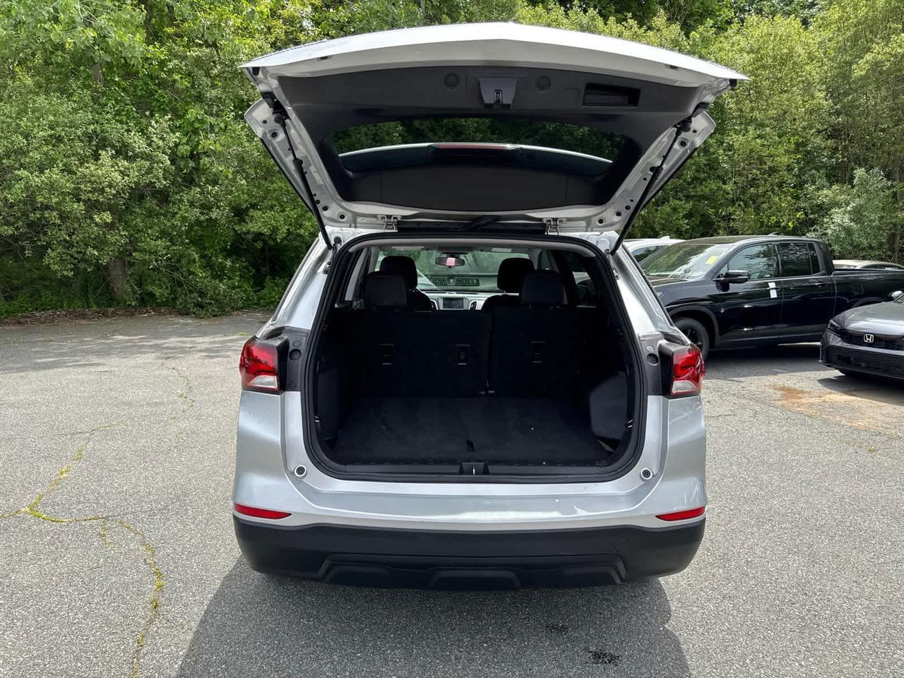 2022 Chevrolet Equinox LS Dartmouth MA