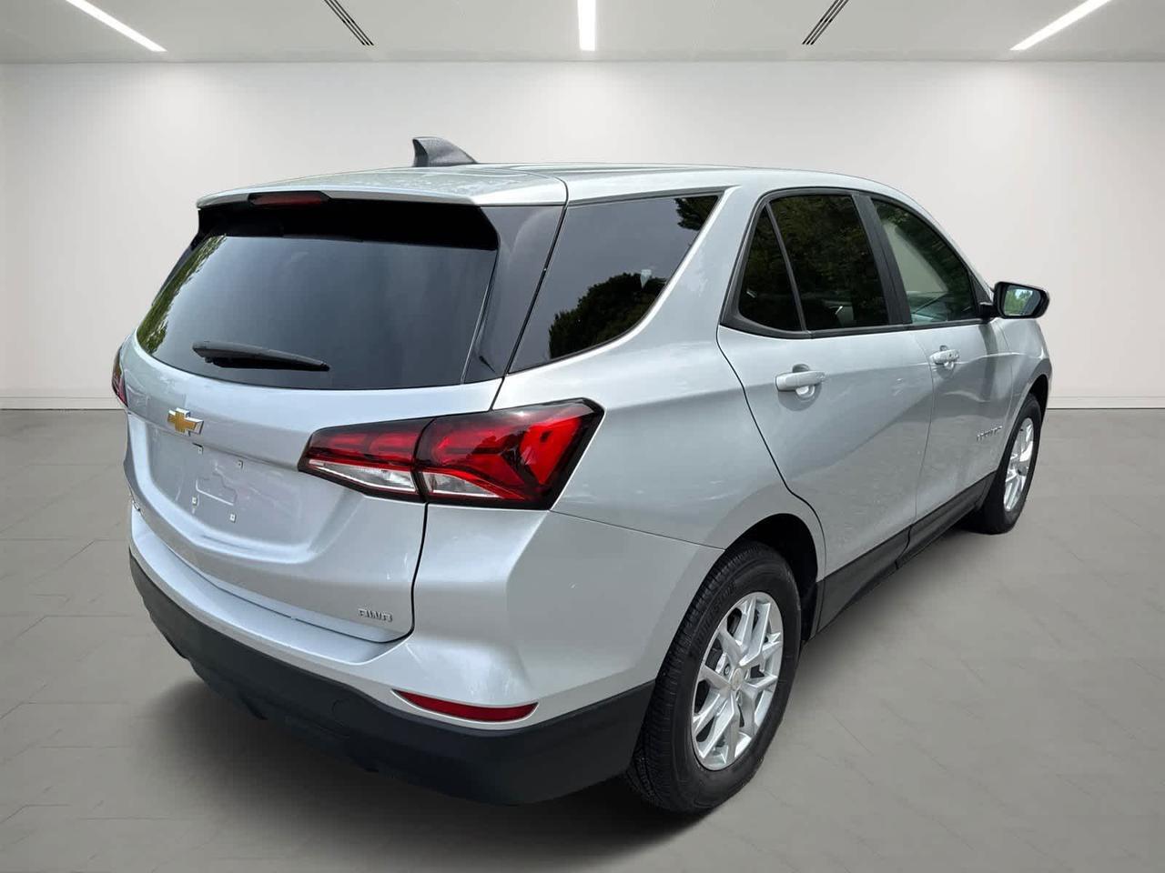 2022 Chevrolet Equinox LS Dartmouth MA