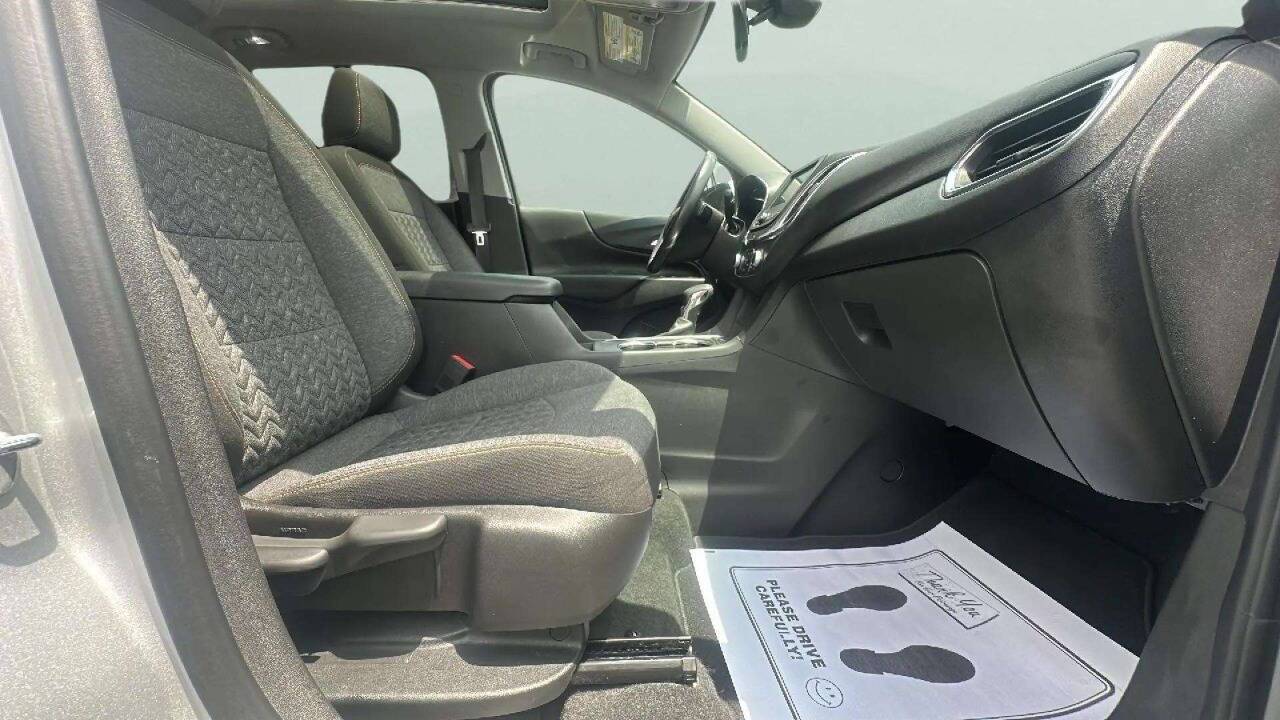 2022 Chevrolet Equinox LT 4dr SUV w/1LT Chesterfield MI