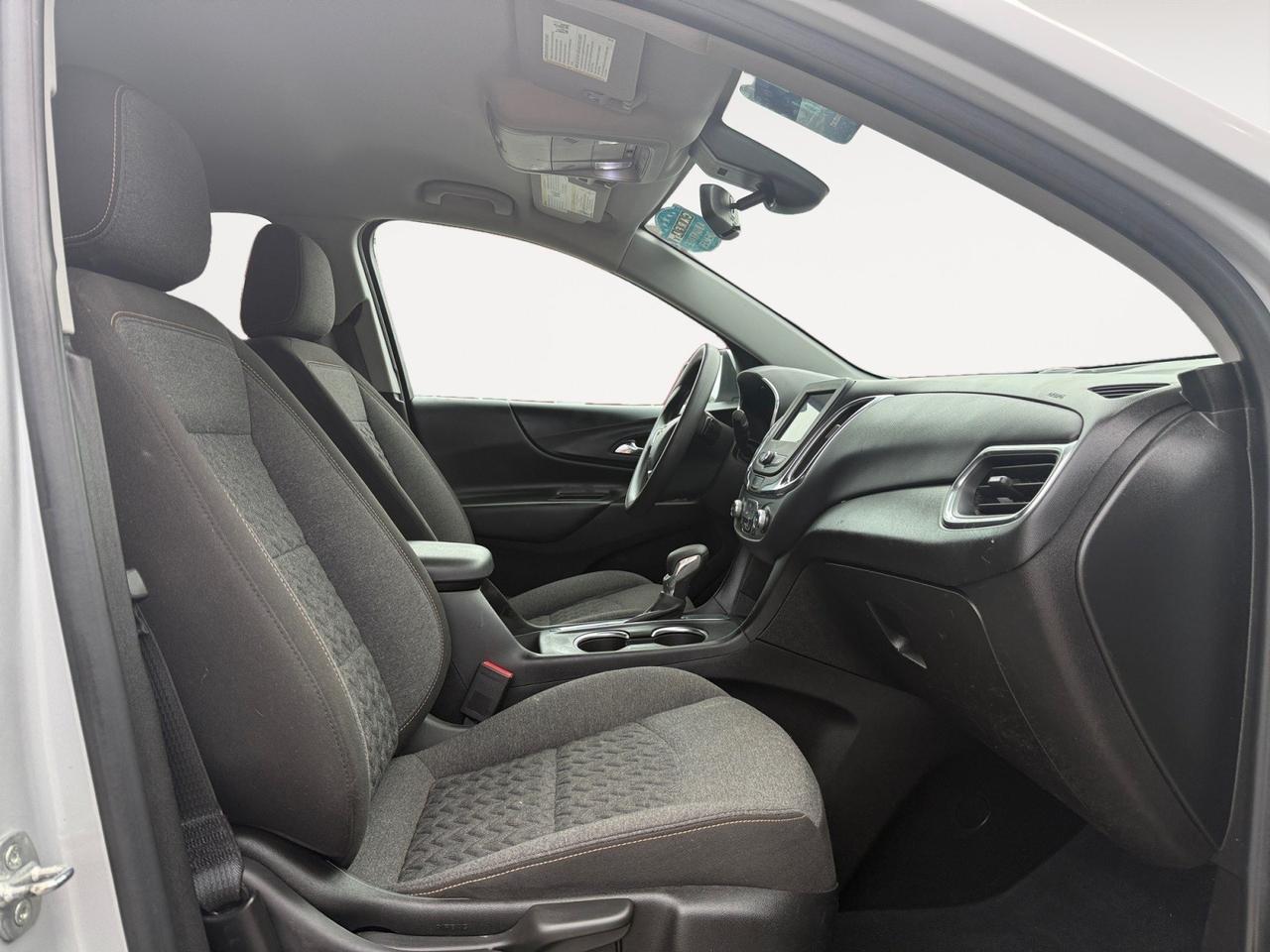 2022 Chevrolet Equinox LT, APPLE CARPLAY/ANDROID AUTO, WIFI, BACKUP CAMERA, BLUETOOTH, NAVIGATION, MANUAL LIFTGATE, POWER/HEATED MIRRORS, KEYLESS START, CRUISE CONTROL, ONLY 1 OWNER, AN AFFORDABLE SUV! Norfolk VA