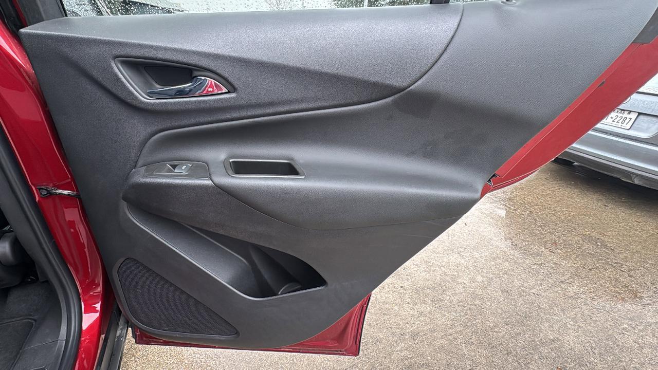 2022 Chevrolet Equinox LT  Selma TX