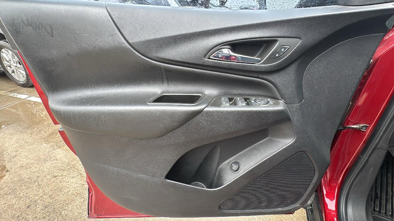 2022 Chevrolet Equinox LT  Selma TX