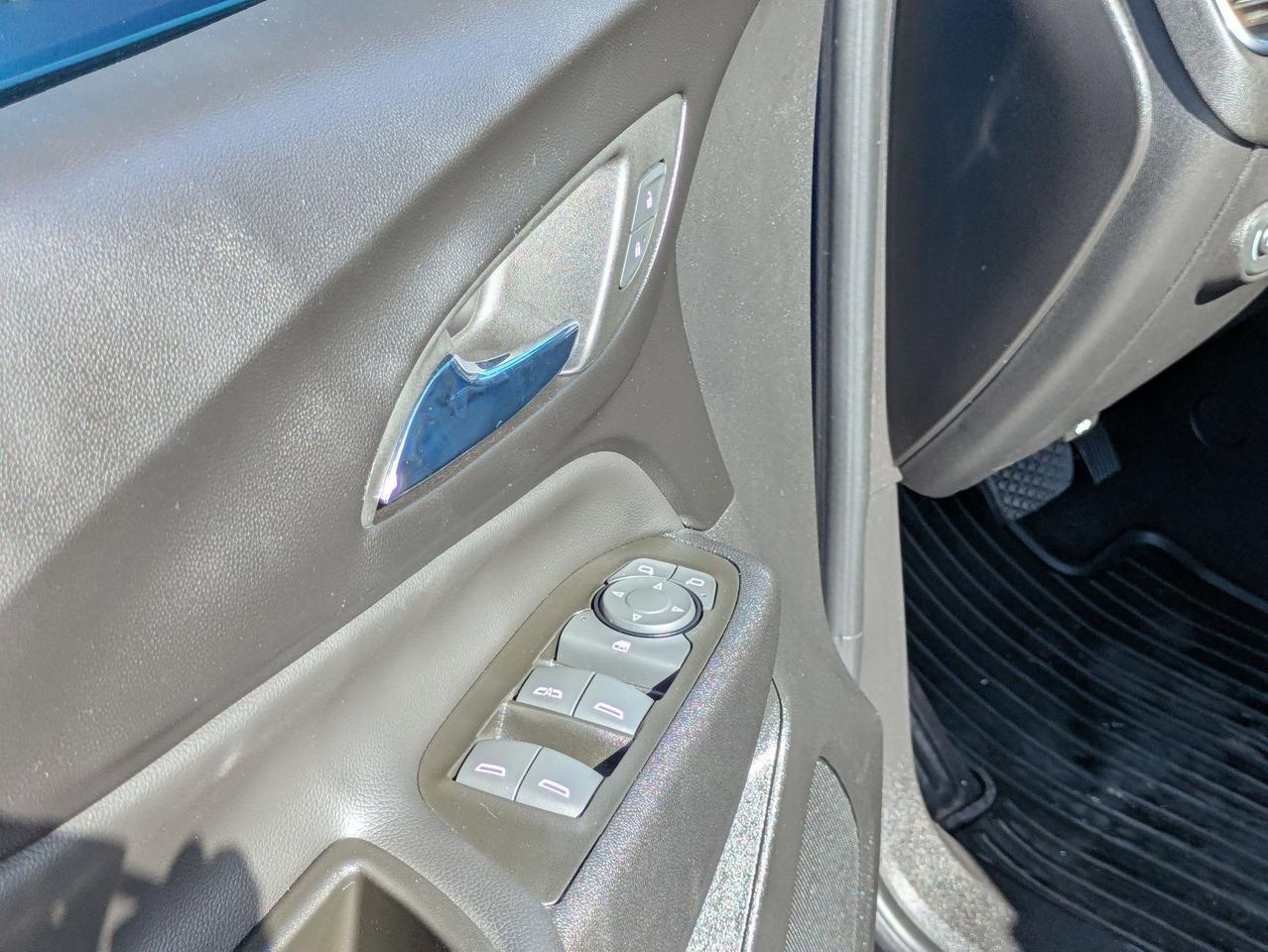 2022 Chevrolet Equinox LT Castroville TX