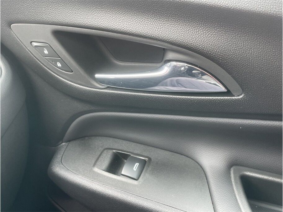 2022 Chevrolet Equinox LT Sport Utility 4D Port Orchard WA