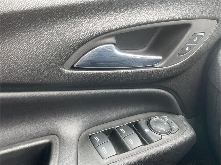 2022 Chevrolet Equinox LT Sport Utility 4D Port Orchard WA