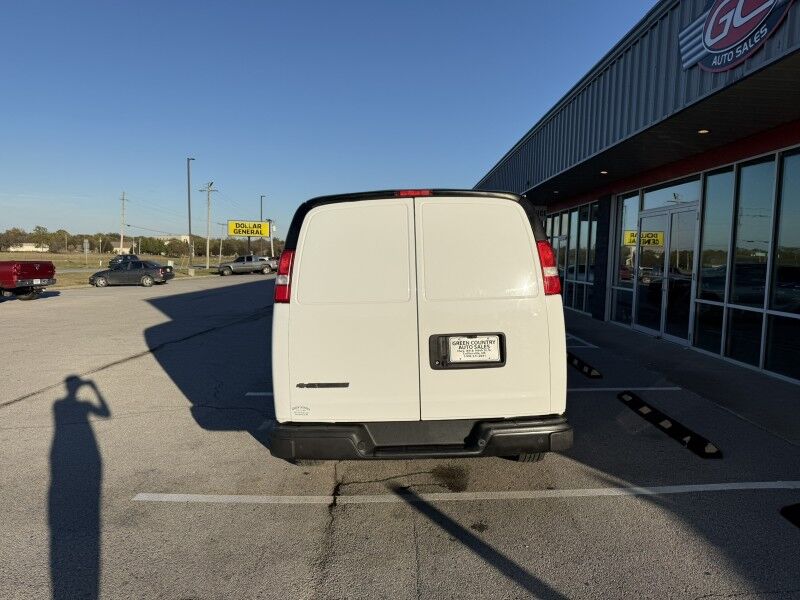2022 Chevrolet Express 2500 Cargo Van Collinsville OK