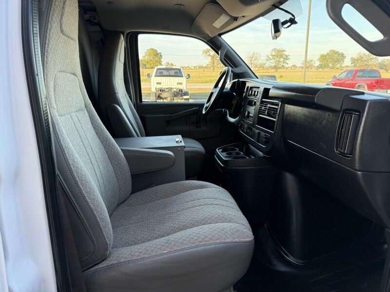 2022 Chevrolet Express 2500 Cargo Van Collinsville OK