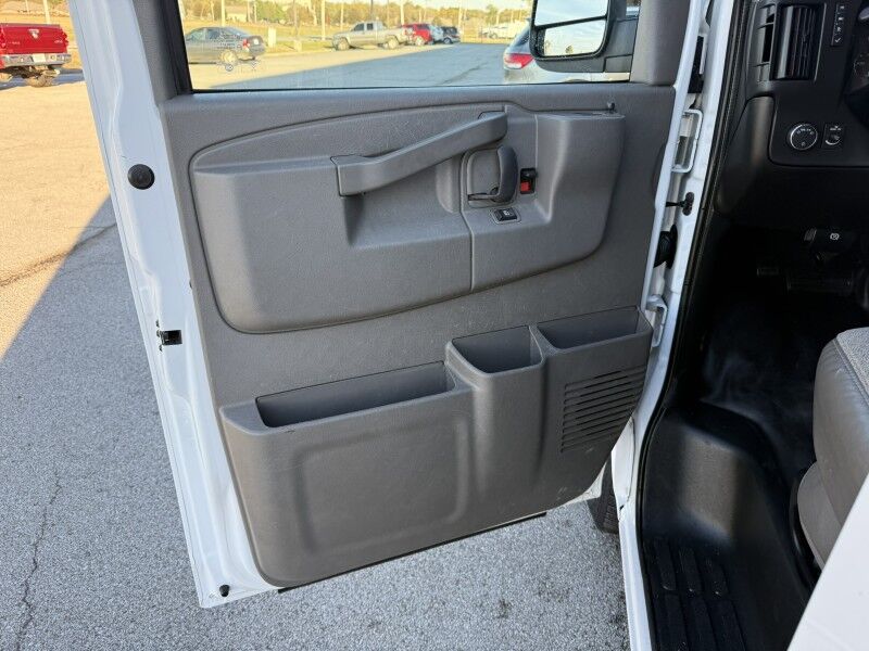 2022 Chevrolet Express 2500 Cargo Van Collinsville OK
