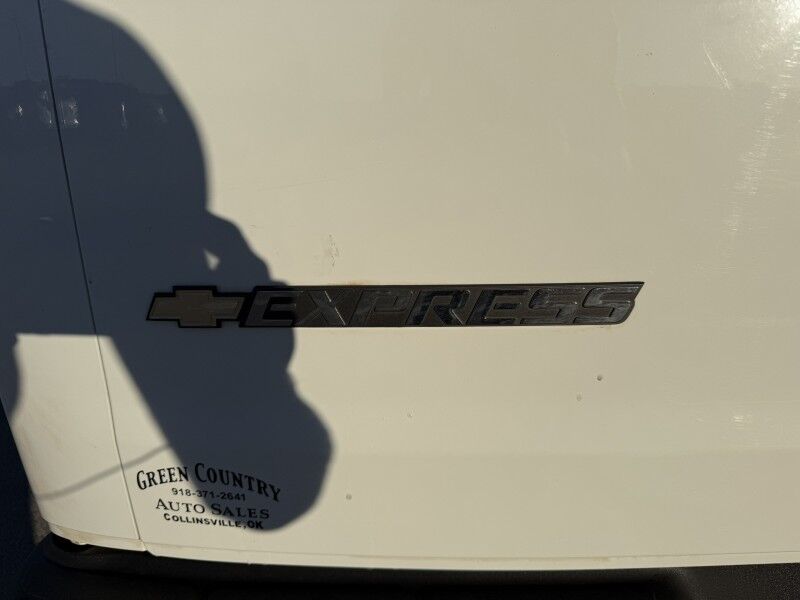 2022 Chevrolet Express 2500 Cargo Van Collinsville OK