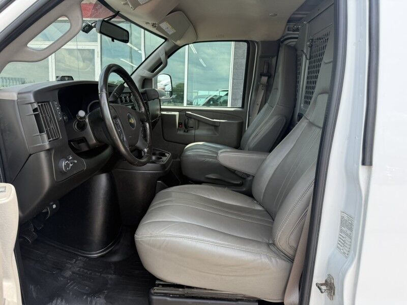 2022 Chevrolet Express 2500 Cargo Van 6.6L V8 75k mi's Collinsville OK
