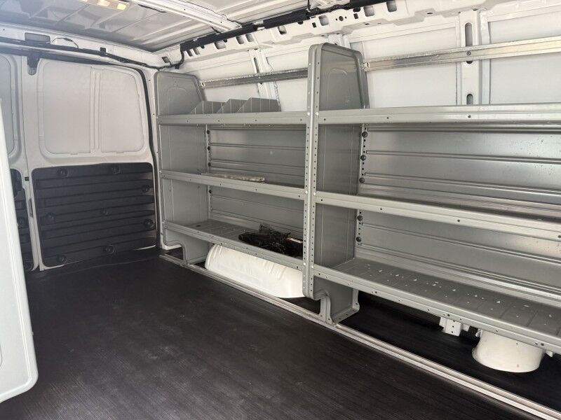 2022 Chevrolet Express 2500 Cargo Van 6.6L V8 75k mi's Collinsville OK
