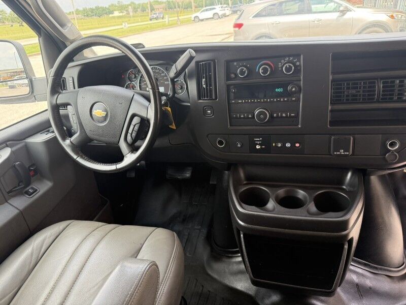2022 Chevrolet Express 2500 Cargo Van 6.6L V8 75k mi's Collinsville OK
