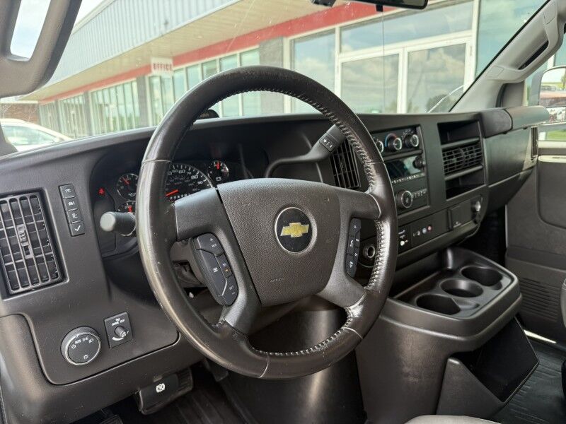 2022 Chevrolet Express 2500 Cargo Van 6.6L V8 75k mi's Collinsville OK