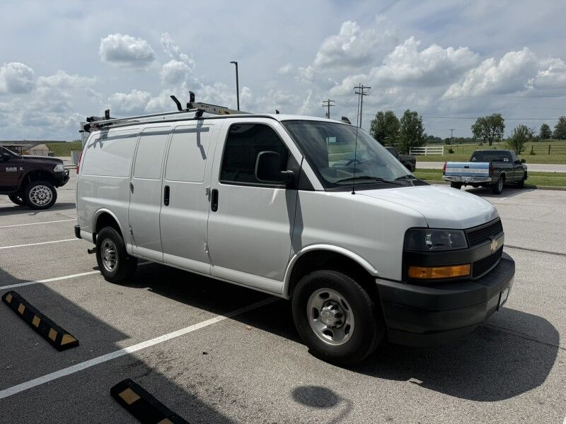 2022 Chevrolet Express 2500 Cargo Van 6.6L V8 75k mi's Collinsville OK