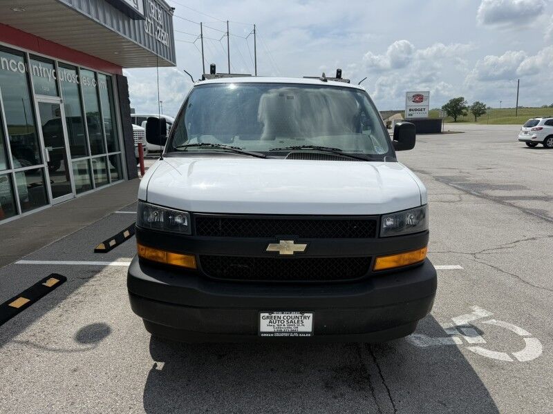 2022 Chevrolet Express 2500 Cargo Van 6.6L V8 75k mi's Collinsville OK
