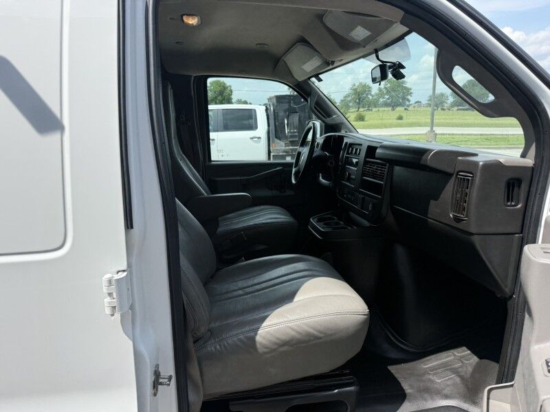 2022 Chevrolet Express 2500 Cargo Van 6.6L V8 75k mi's Collinsville OK