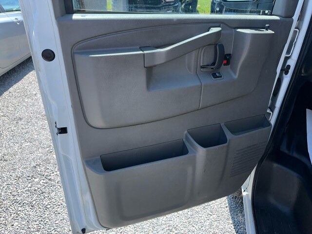 2022 Chevrolet Express 2500 Cargo Van w/ Ladder Rack & Bin Pkg Ashland VA