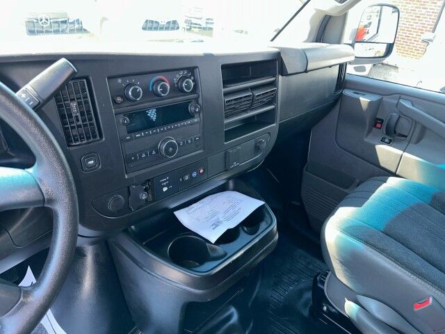 2022 Chevrolet Express 2500 Cargo Van w/ Ladder Rack & Bin Pkg Ashland VA