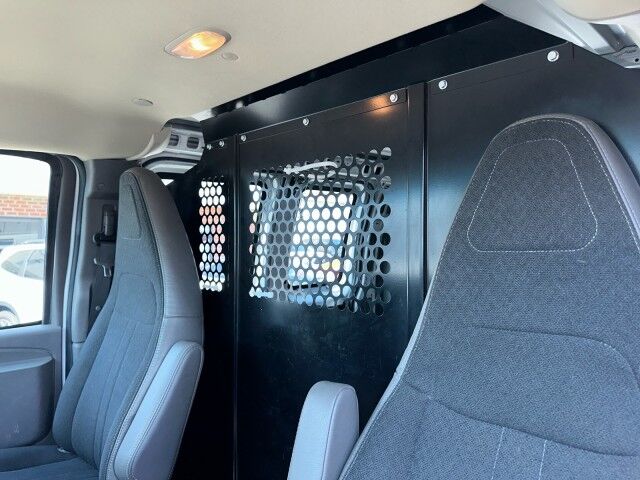 2022 Chevrolet Express 2500 Cargo Van w/ Ladder Rack & Bin Pkg Ashland VA