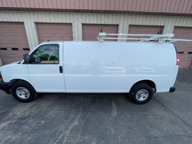 2022 Chevrolet Express Cargo RWD 2500 Extended Wheelbase WT