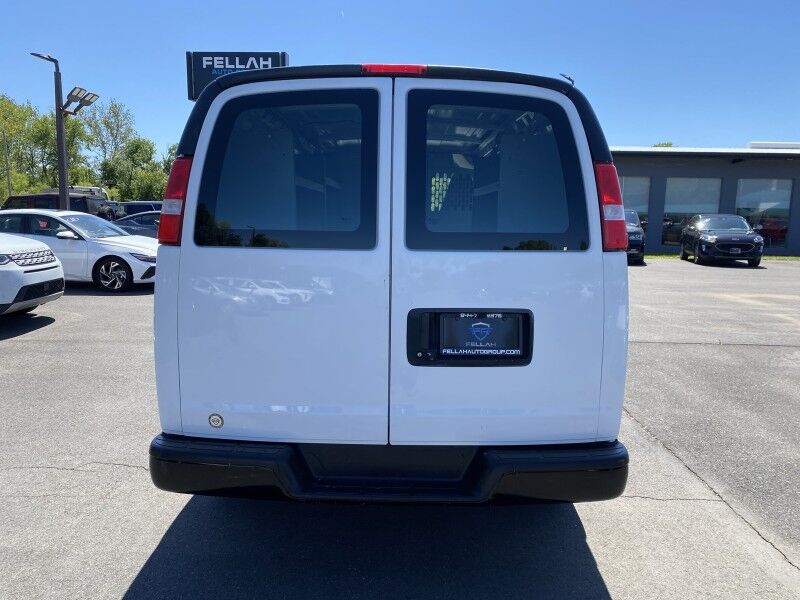 2022 Chevrolet Express Cargo Van Bristol  PA