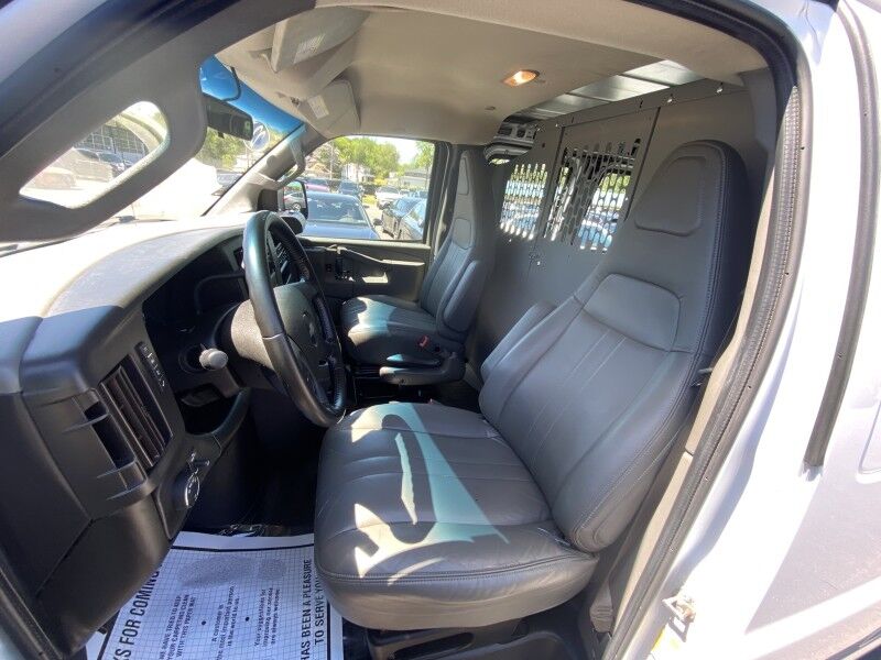 2022 Chevrolet Express Cargo Van Bristol  PA
