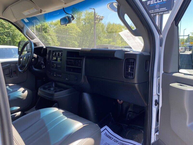 2022 Chevrolet Express Cargo Van Bristol  PA