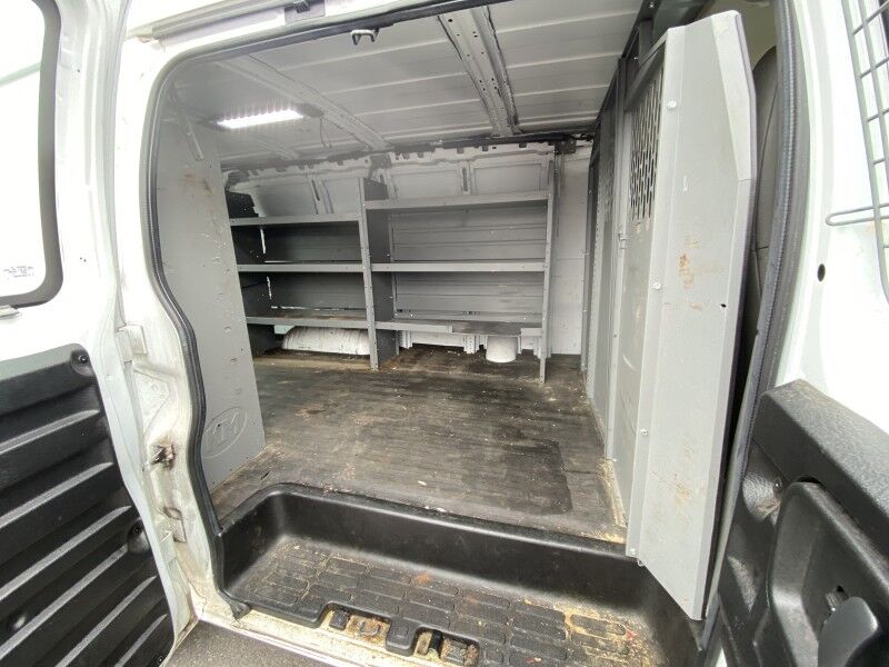 2022 Chevrolet Express Cargo Van Bristol  PA