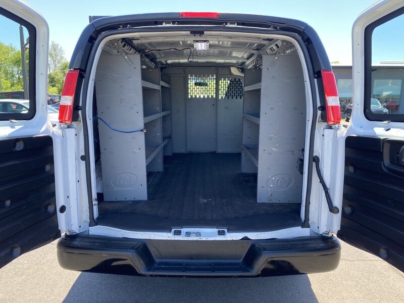 2022 Chevrolet Express Cargo Van Bristol  PA