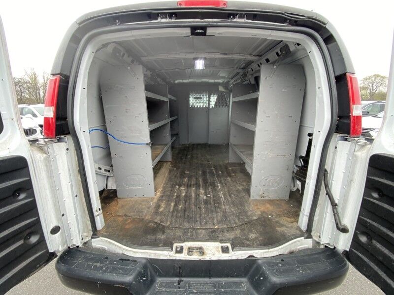 2022 Chevrolet Express Cargo Van Bristol  PA