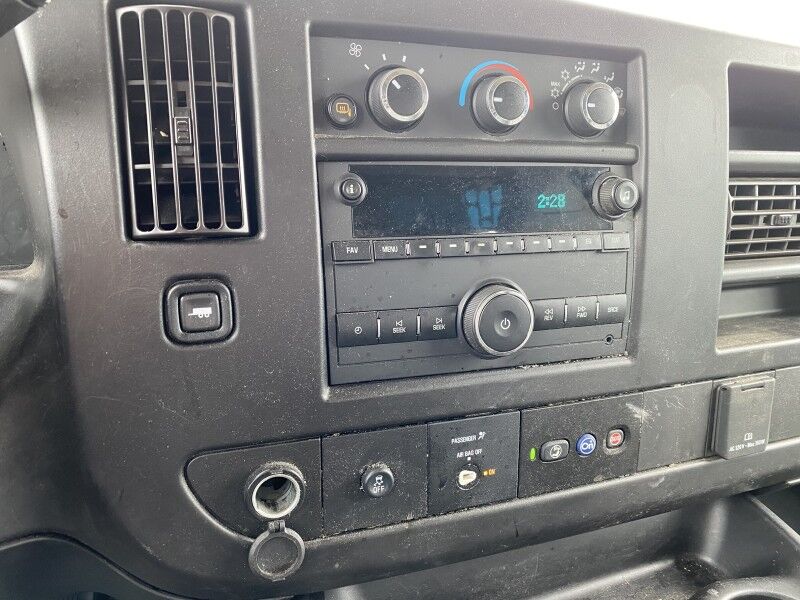 2022 Chevrolet Express Cargo Van Bristol  PA