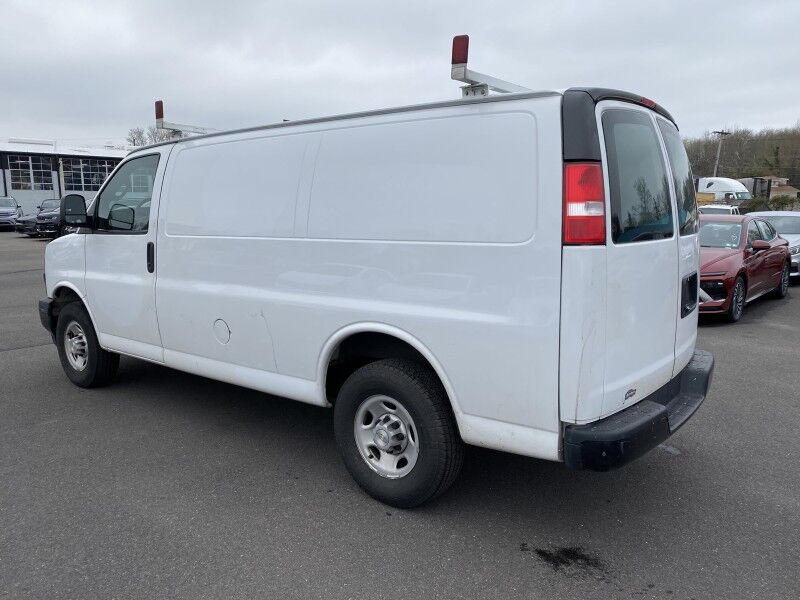 2022 Chevrolet Express Cargo Van