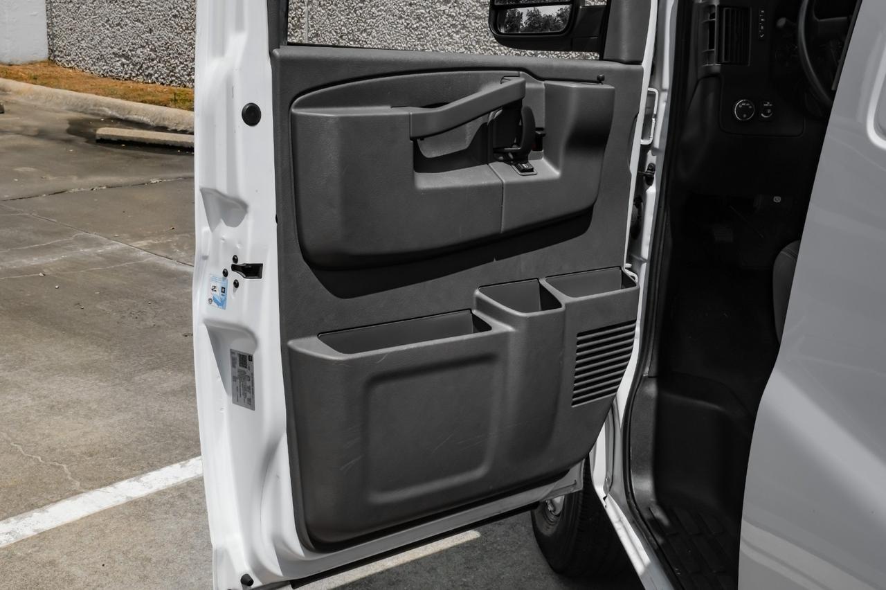 2022 Chevrolet Express Cargo Van Farmers Branch TX