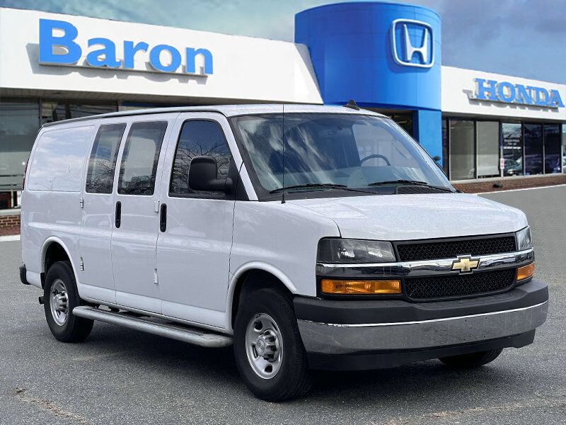 2022 Chevrolet Express Cargo Van