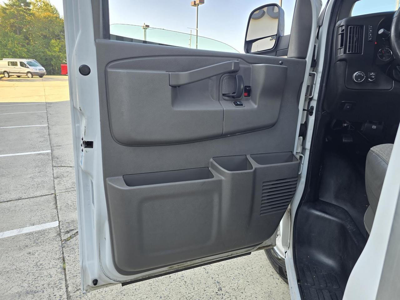 2022 Chevrolet Express Commercial Cutaway 3500 SRW 14ft Box W/Shelves and Double Doors Concord NC