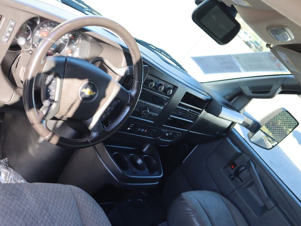 2022 Chevrolet Express Commercial Cutaway 3500 Van 6.6L V8 Maumee OH