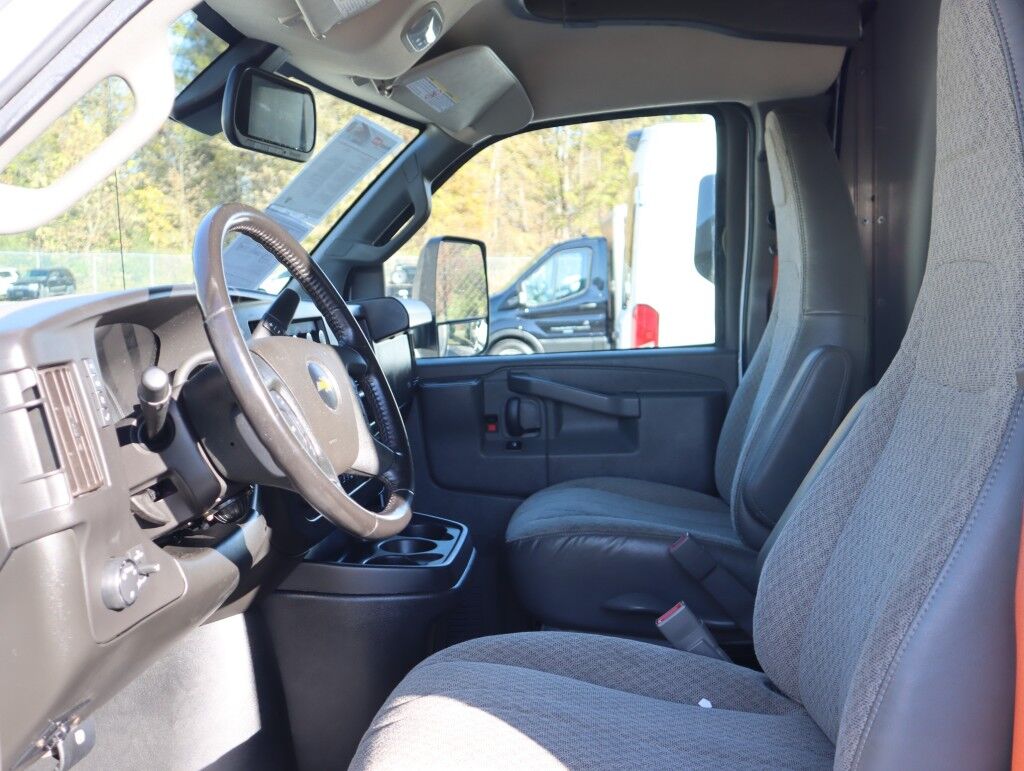 2022 Chevrolet Express Commercial Cutaway 3500 Van 6.6L V8 Maumee OH